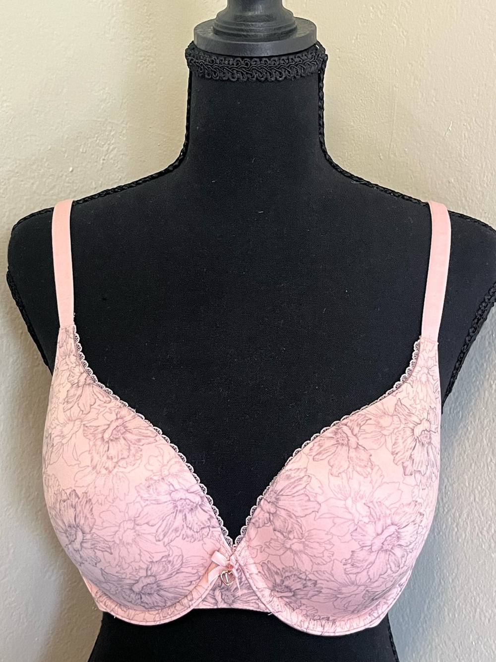 Victoria's Secret Body by Victoria Perfect Shape 36C